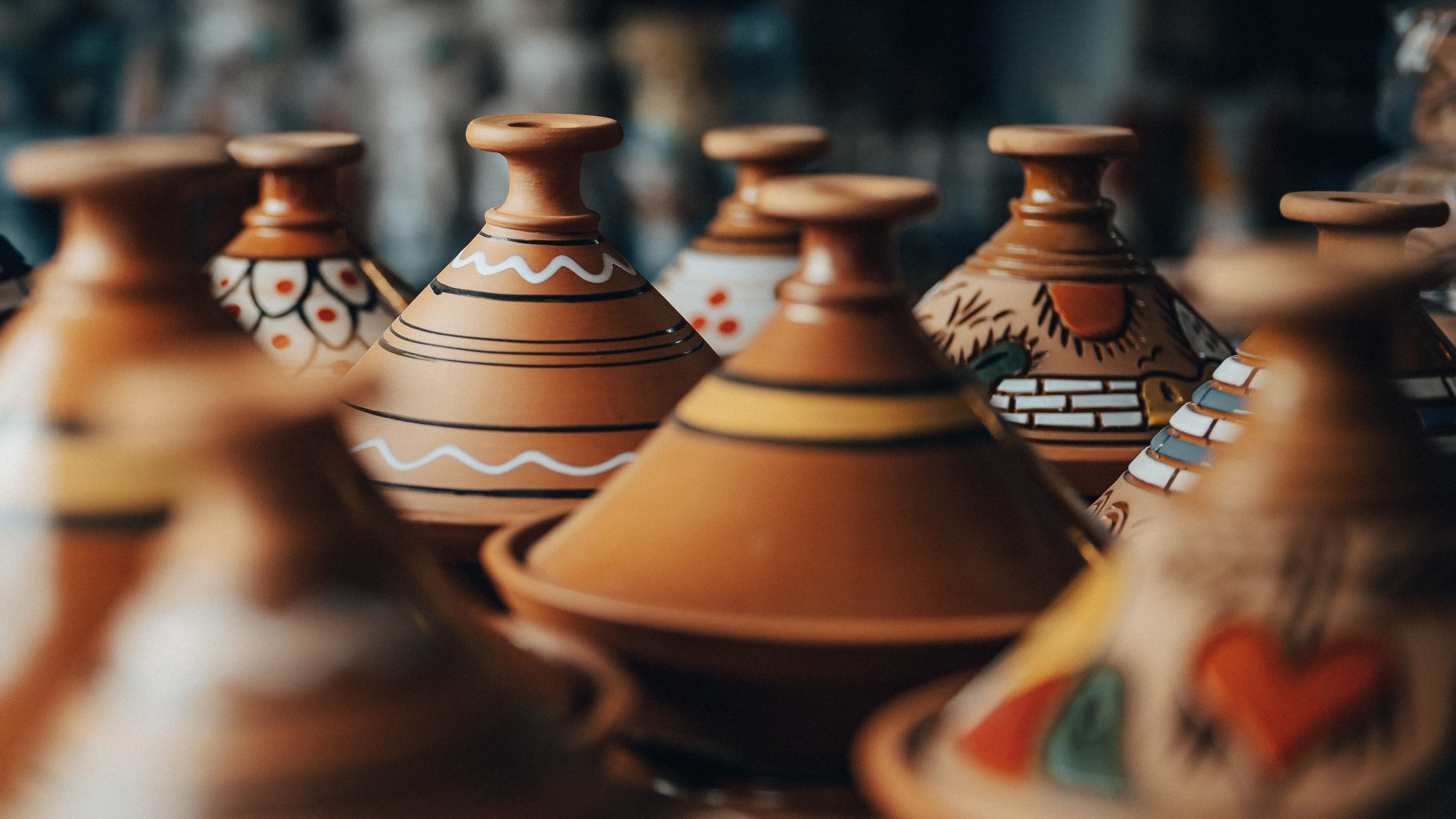 ورشات وتجارب الفخار بيت الثقافة