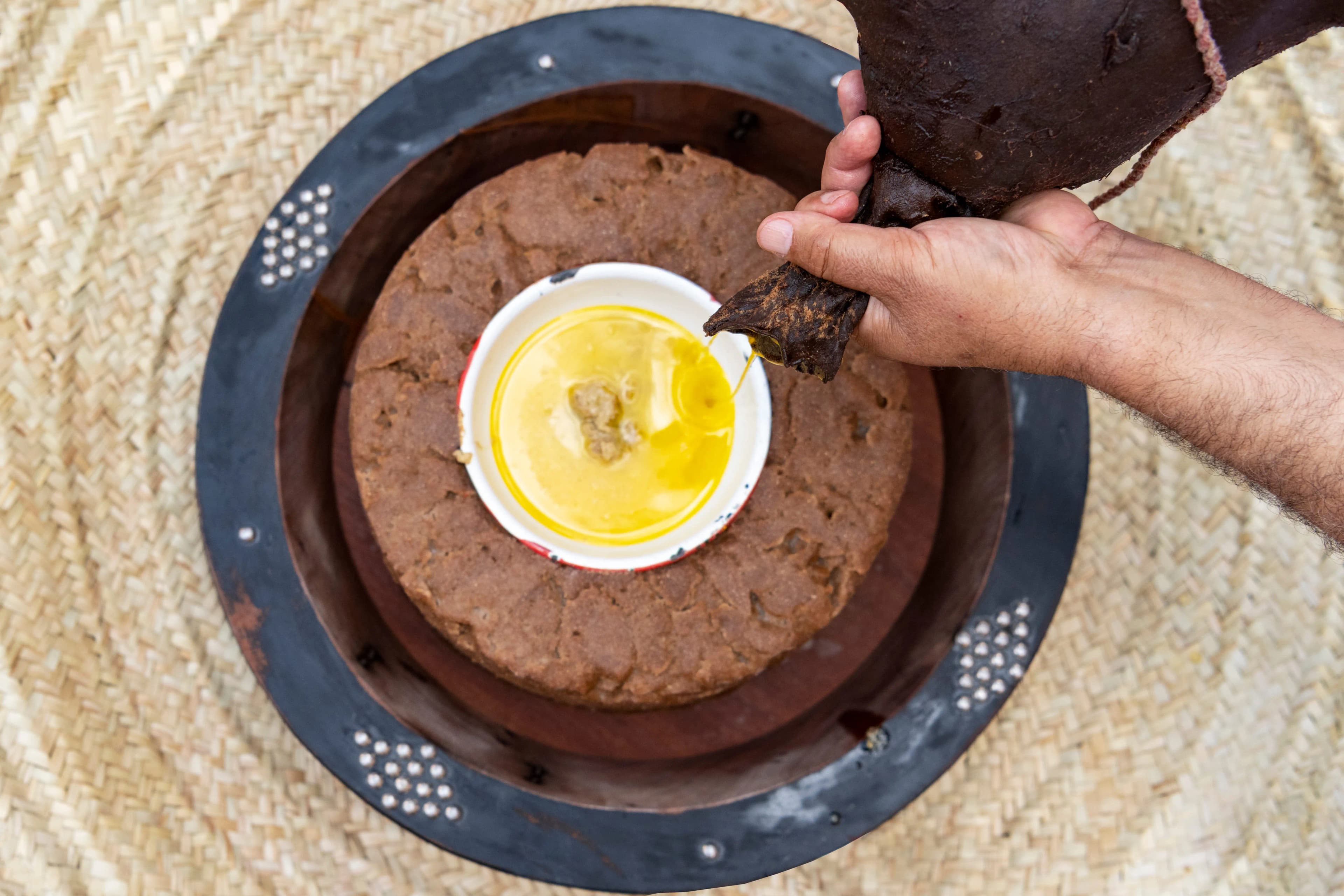 المعصوبة – مقرص – مؤزّرة