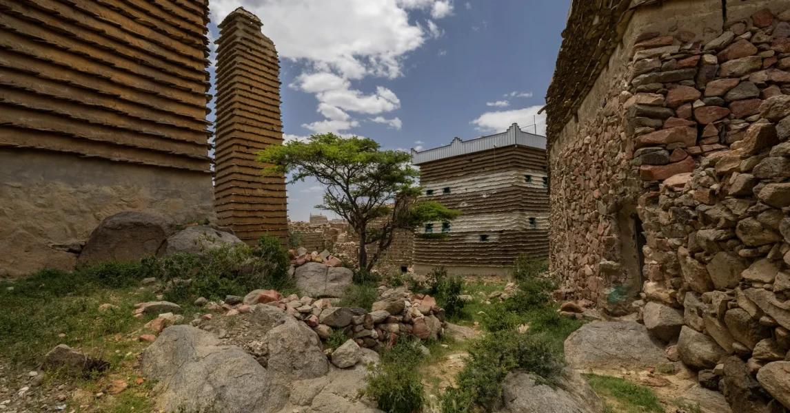 Top 15 Most Beautiful Places to Visit in Saudi Arabia 9 https://discoveraseer.com/en/img/asset/YXNzZXRzL2F0dHJhY3Rpb24vMTIzYTAzNzMtY29weS0yLndlYnA/123a0373-copy-2.webp?p=seo_pro_og&s=b05ecde6e094e238dd1225e90a9690a1